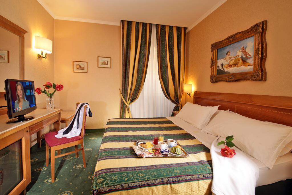 Colonna Hotel Фраскати Екстериор снимка